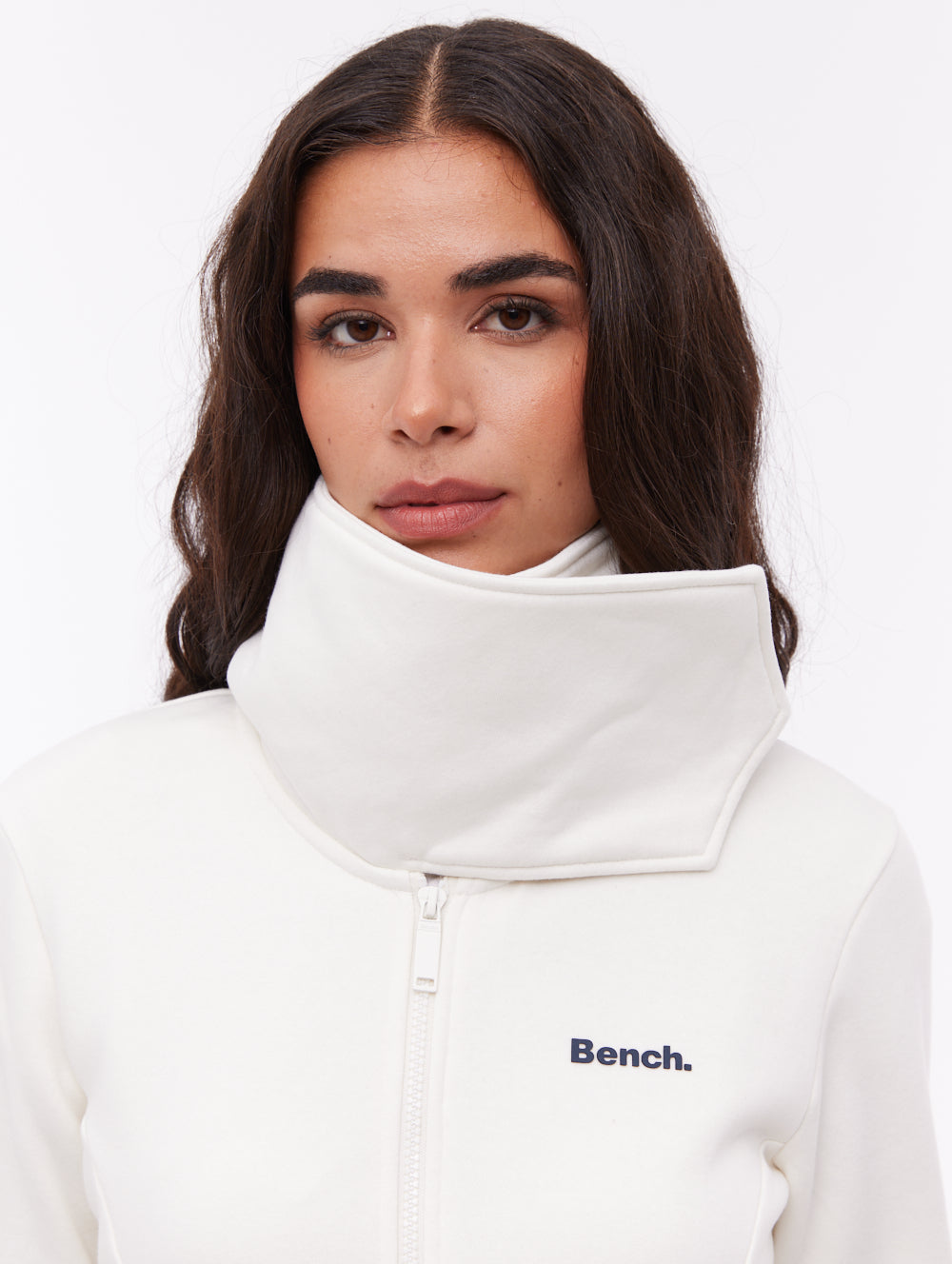 Sheli White WH007 Funnel Zips Small Logo Shot 1