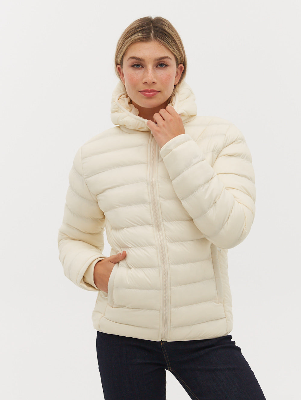 Kara Insulated Puffer Jacket - White