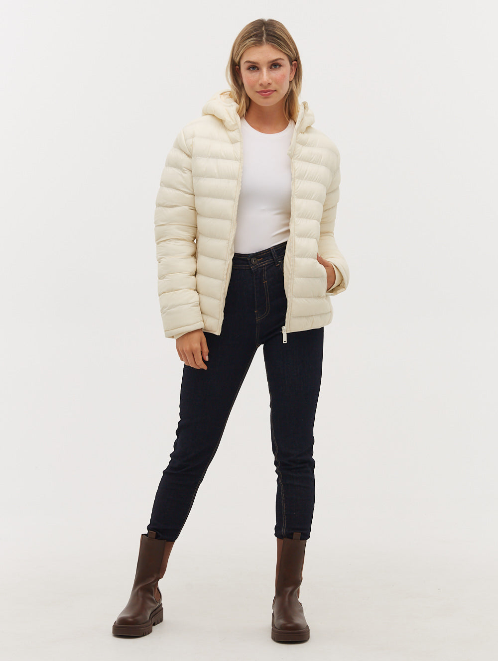 Kara Insulated Puffer Jacket - White