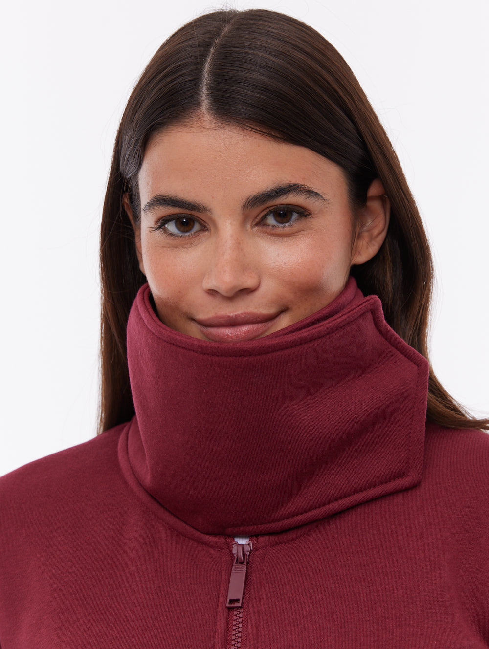 Jaya Red BU028 Funnel Zips Tab Shot 1